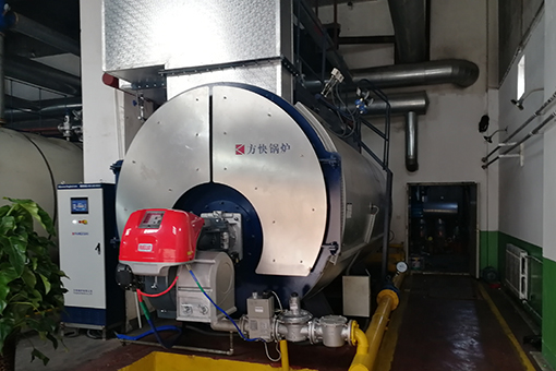 10噸燃氣熱水(shuǐ)鍋爐.jpg 10噸燃氣熱水鍋爐.jpg