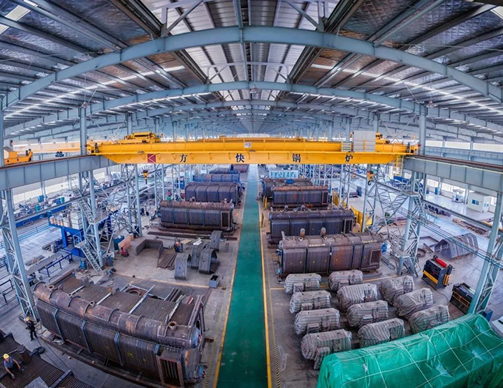 鍋爐生產(chǎn)車間.jpg 鍋爐生產車間.jpg